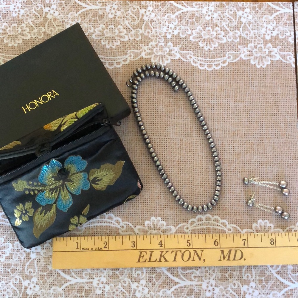 Honora Freshwater pearl necklace earring set